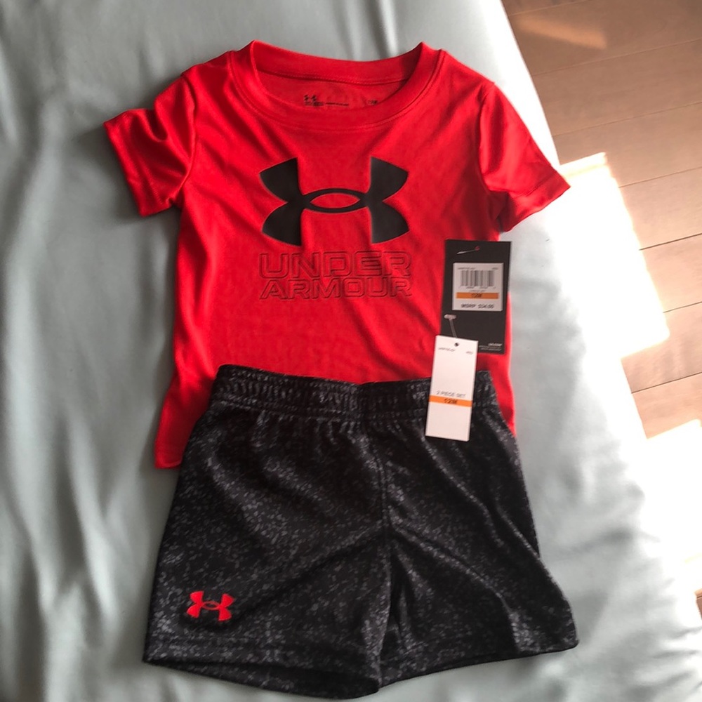 Brand new with tag underarmour outfit 12M